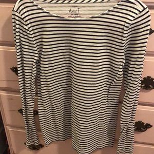 Navy and white striped J Crew Artist tee M
